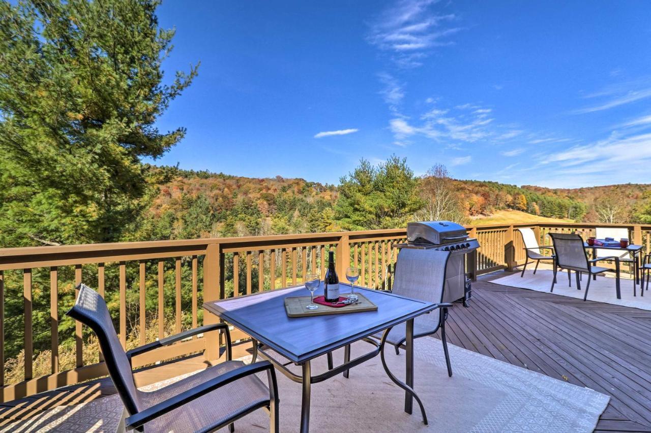 Welcoming Getaway Near Hiking And Skiing! Holiday home