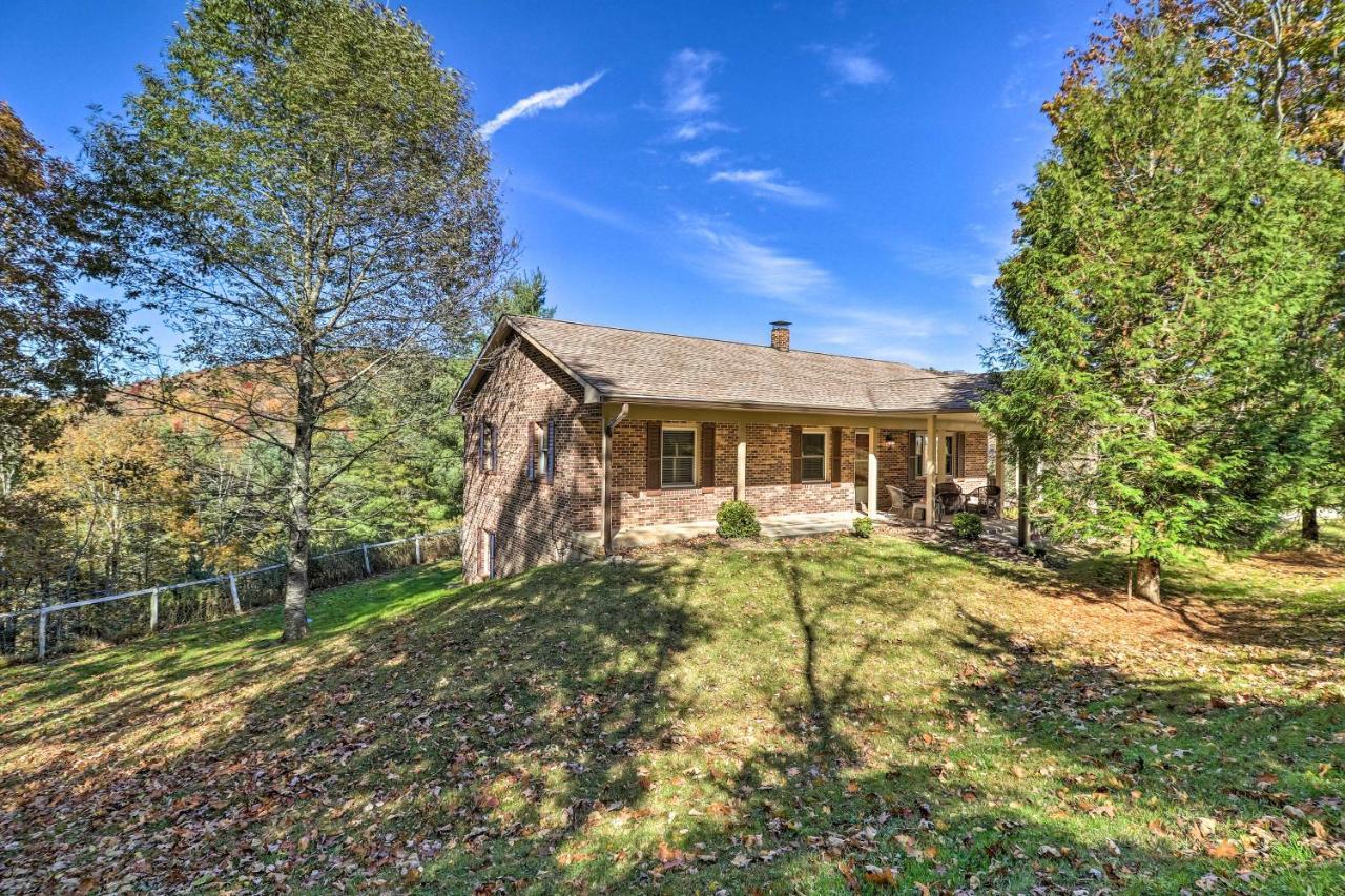 Holiday home Welcoming Getaway Near Hiking And Skiing! Boone