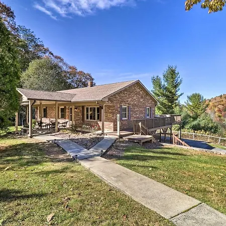 Welcoming Boone Getaway Near Hiking And Skiing! Exterior photo